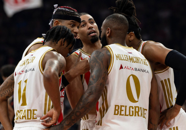 (UŽIVO, VIDEO) Crvena zvezda - Pariz (4/4): Dvocifreni plus za domaće!