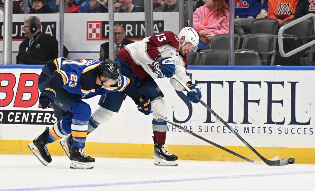 Valeri Ničuškin, hokejaš Kolorado Avelanša