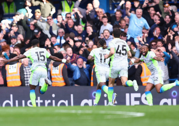 Arsenal nek se pazi - Siti sve pred sobom gazi