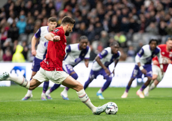 (VIDEO) Zvezdin dželat rutinira protivnike: Lil se prošetao kroz Tuluz i "zakoračio" u Ligu šampiona