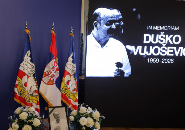 Suze i tišina u Skupštini: Održan oproštaj od Duška Vujoševića