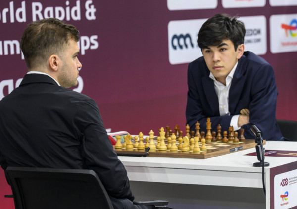 Novi svetski poredak u šahu: Mladi genije iz Uzbekistana izaziva Gukeša