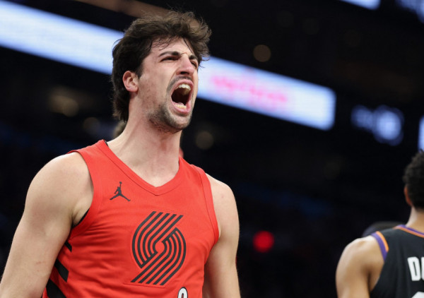 (VIDEO) Avdija apsolutni heroj Portlanda: Blejzersi na Sparse u prvoj rundi