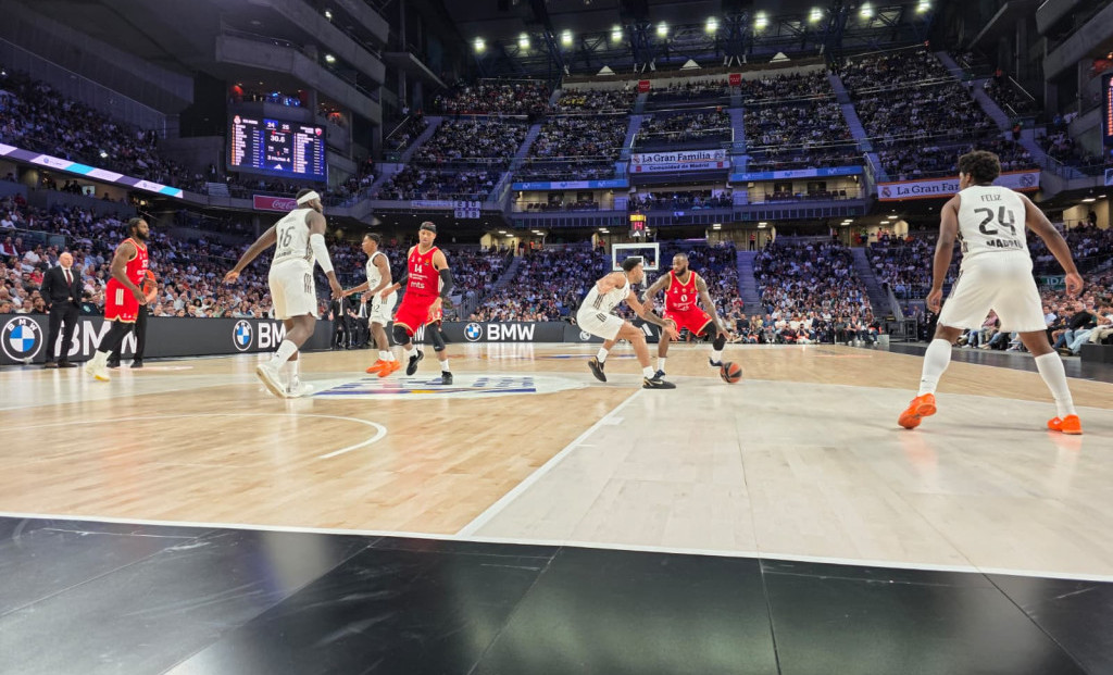 Košarkaši Crvene zvezde