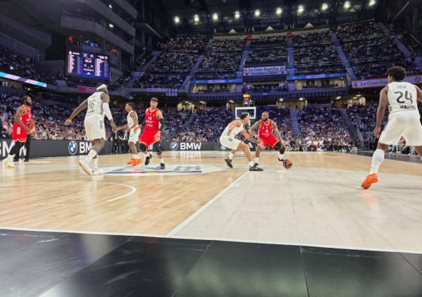 (UŽIVO) Real Madrid - Crvena zvezda (2/4): Turbo košarka u Španiji, Madriđani vode