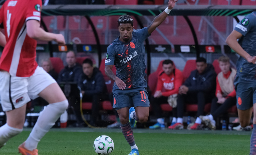 Njuerton, igrač Šahtjora