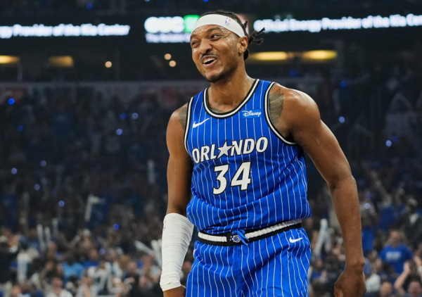 (VIDEO) Orlando iznenadio sve: Medžik razneo Šarlot i plasirao se u plej-of