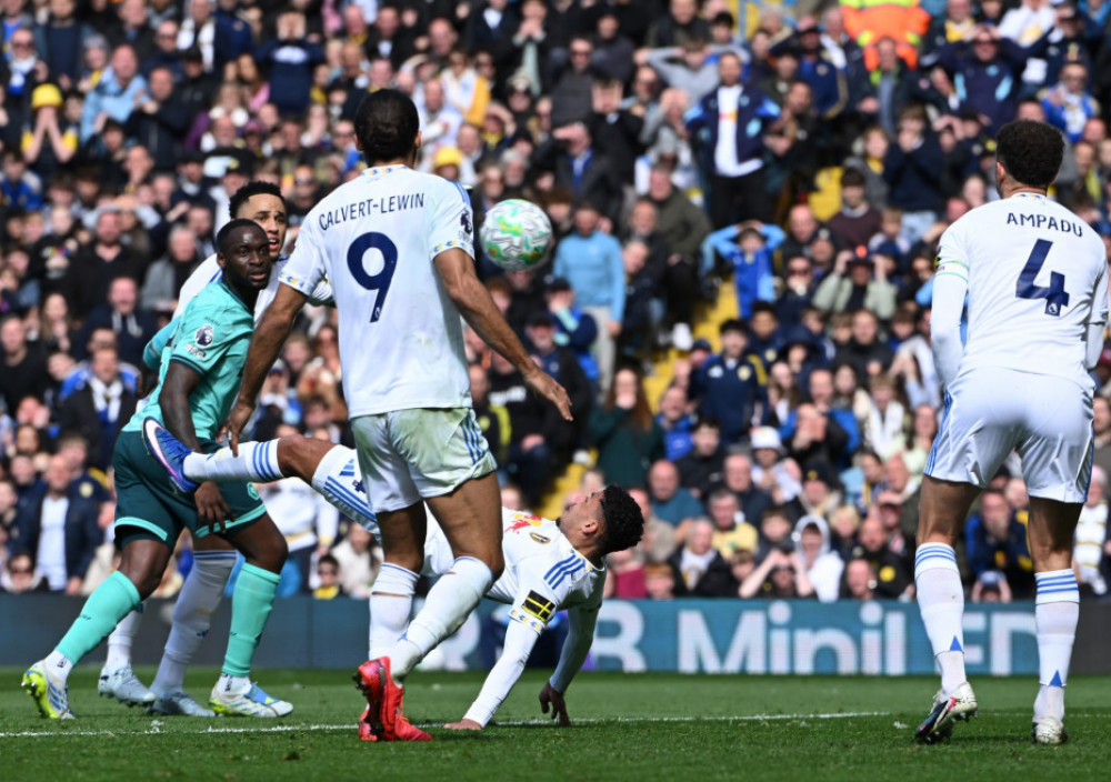Džejms Džastin postigao je najbolji gol kola - za sada