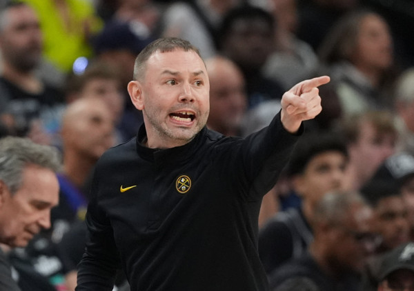 (UŽIVO) Minesota i dalje u prednosti: Adelman poludeo!