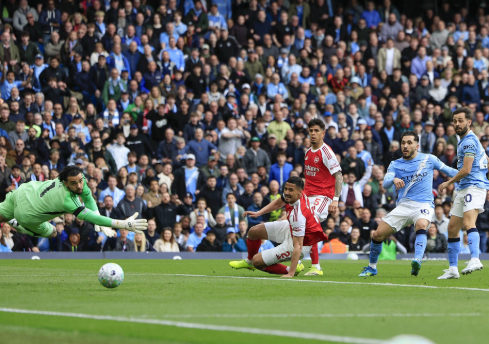 Gledaju "tobdžije" kako im trofej Premijer lige ponovo klizi niz prste...