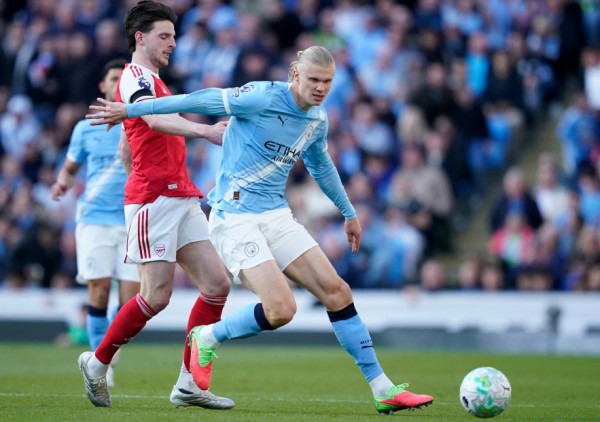 (UŽIVO, VIDEO) Premijer liga: Mančester siti - Arsenal 2:1, Haland diže "Etihad" na noge