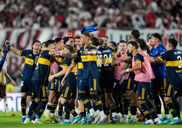 (VIDEO) Ludnica na Monumentalu: Boki pripao najveći meč Argentine!