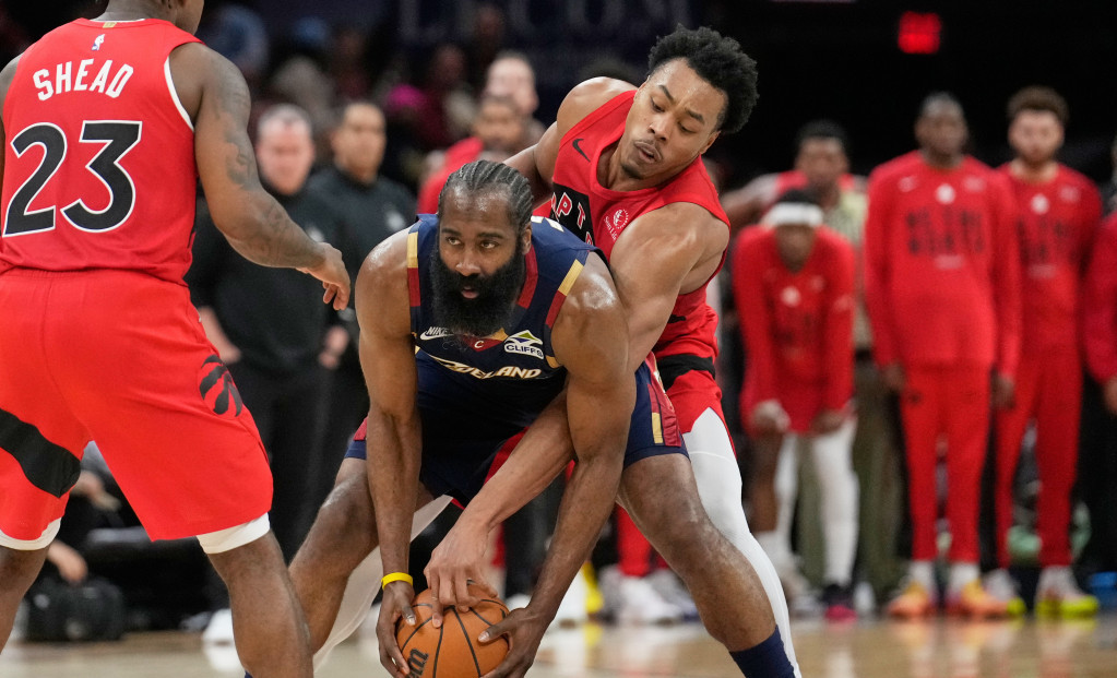 Džejms Harden i Skoti Barns