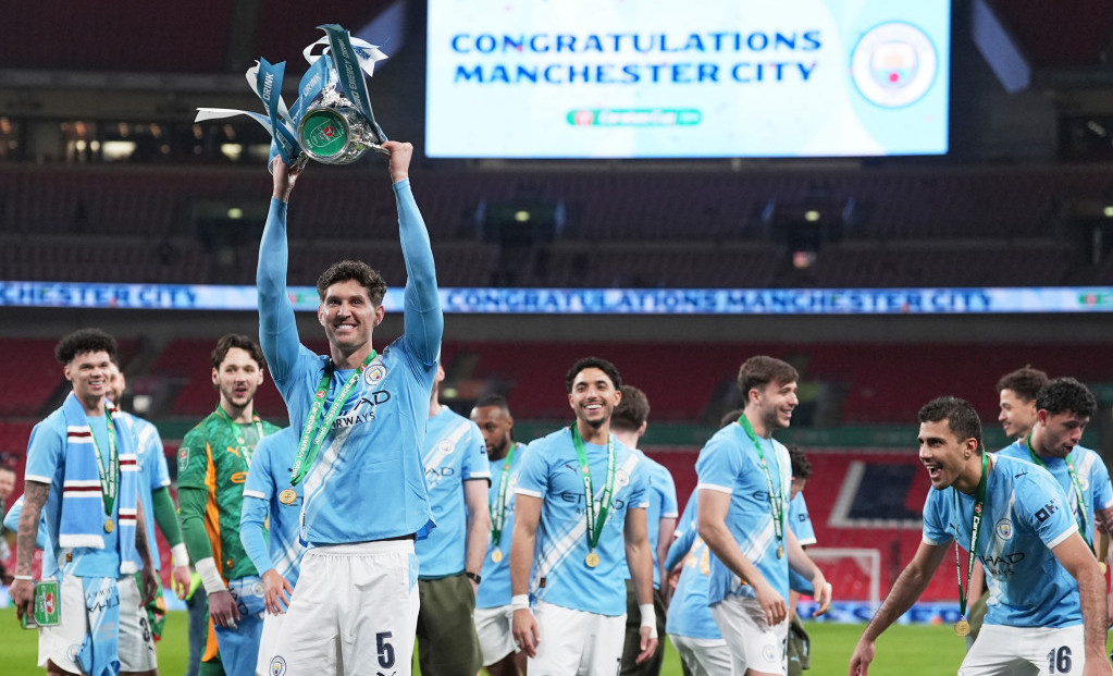 Džon Stons podigao je poslednji pehar FA Kupa