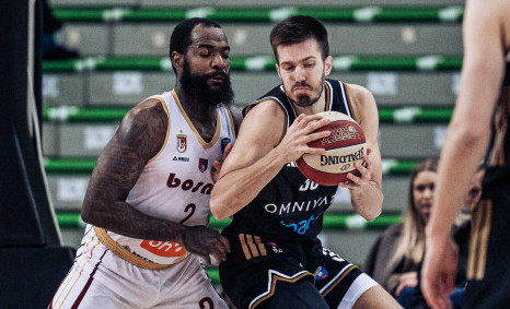 Filip Petrušev na utakmici protiv Bosne