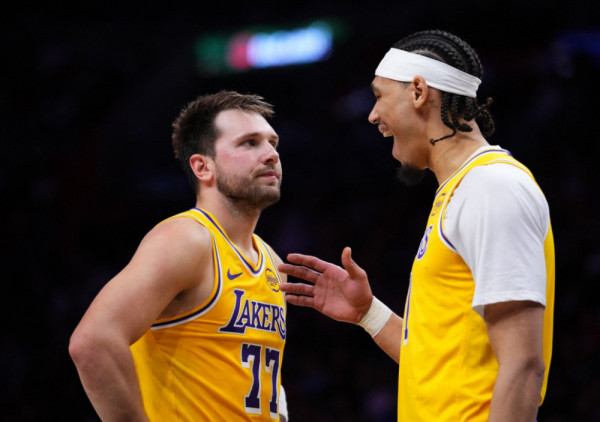 Novo lice u reprezentaciji Slovenije: Dončić dobija saigrača iz Lejkersa