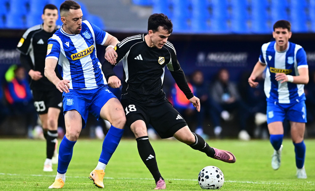 Milan Rodić u duelu sa Mijovićem