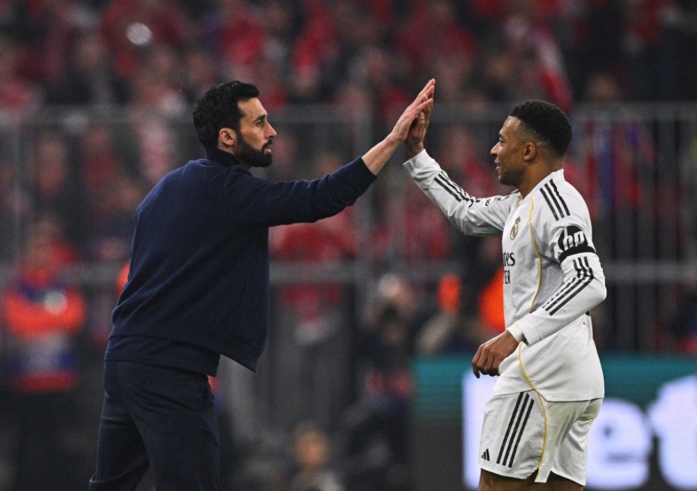 Alvaro Arbeloa i Kilijan Mbape