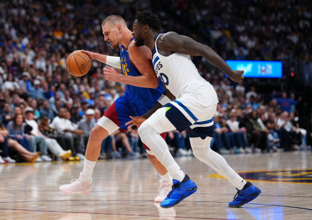 Nikola Jokić i Džulijus Rendl