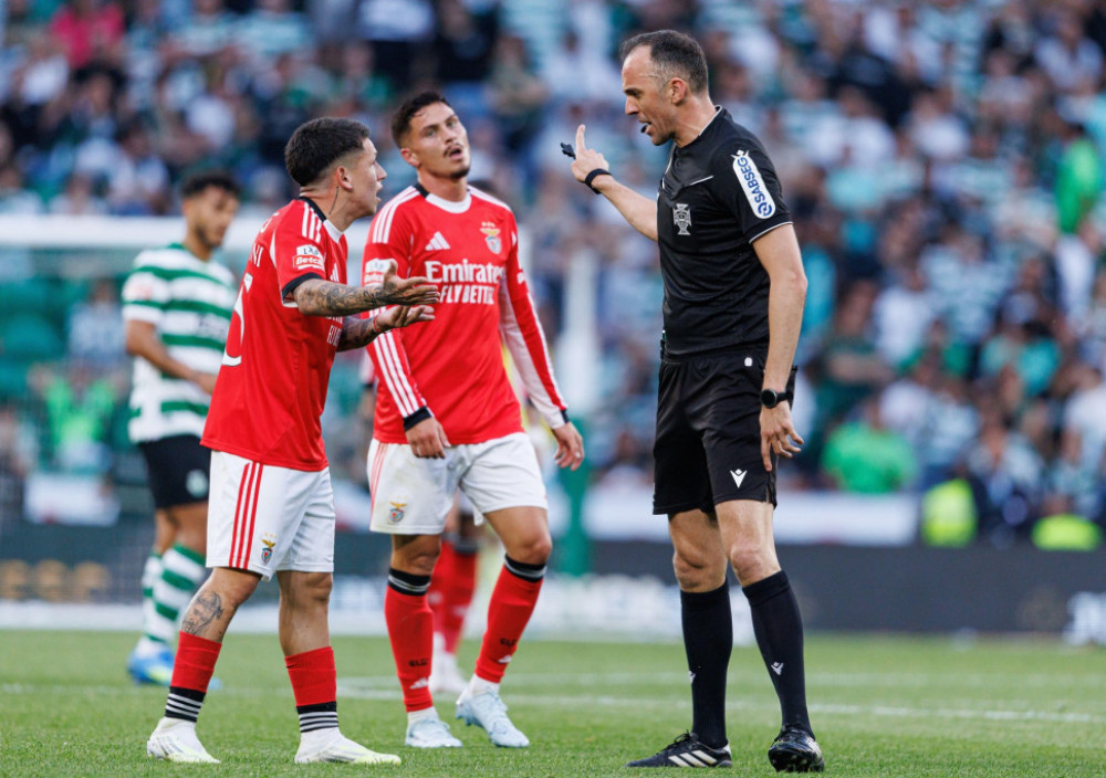 Đanluka Prestijani u svađi sa sudijom