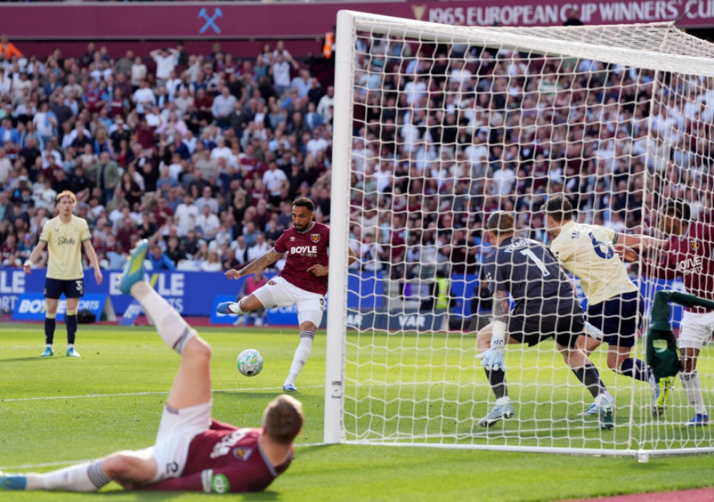 Dazberi-Hol odgovoran za noe komplikacije na dnu tabele Premijer lige