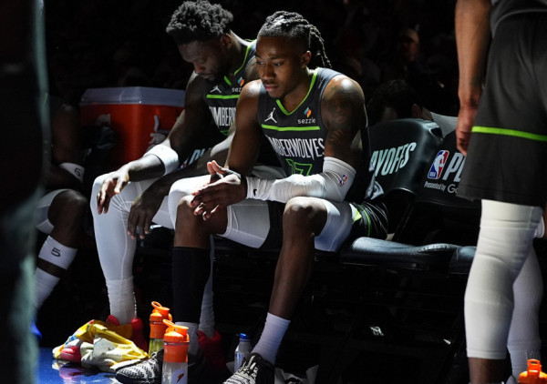 (VIDEO) Zvezda je rođena: Ajo Dosunmu izrešetao Nagetse