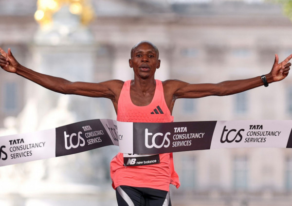 London ispisao istoriju: Asefa i Save srušili svetske rekorde u maratonu