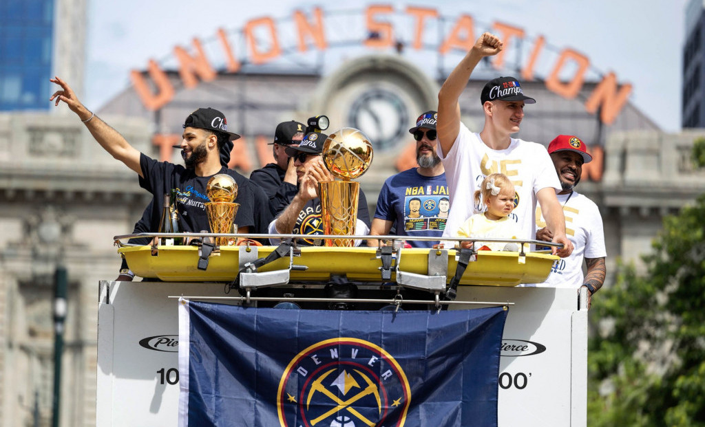 Jokić i Marej na proslavi titule 2023. godine