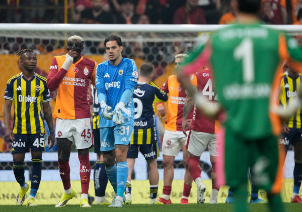 Ederson divljao posle isključenja, Galatasaraj hita ka novoj tituli