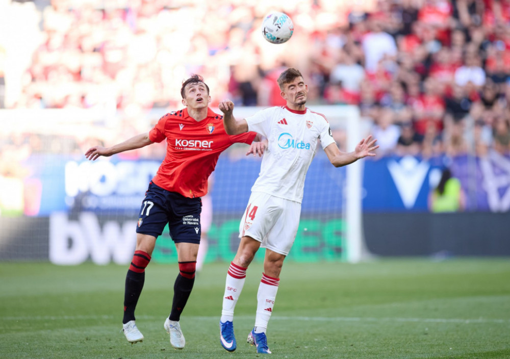 Ante Budimir i Kike Salas u duelu