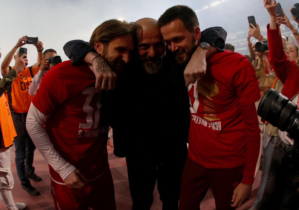 Dejan Stanković sa dvojicom omiljenih igrača