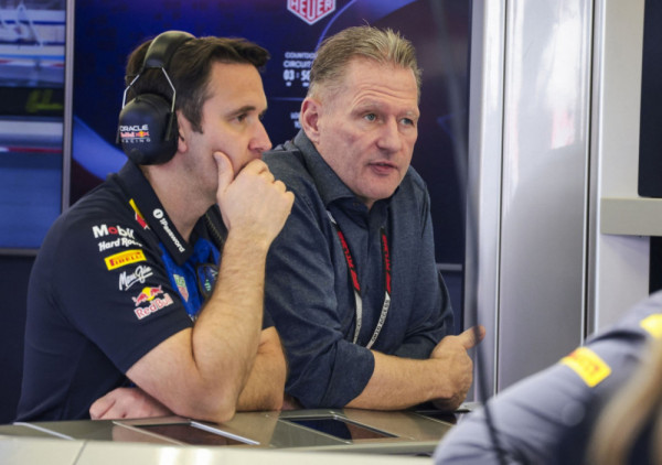 (FOTO/VIDEO) Težak udes u Belgiji: Ferštapen prevrnuo automobil na Reliju Valonija