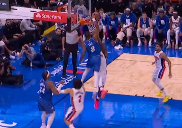 (VIDEO) Šta je ovo bilo?! Igrač Orlanda izveo kucanje sezone