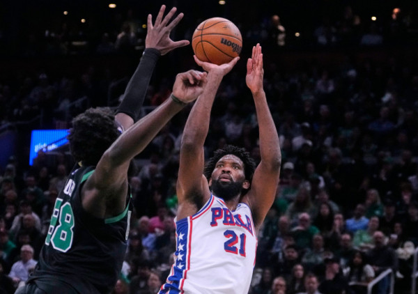 (VIDEO) Novi brejk Siksersa: Filadelfija ponovo slavila u Bostonu