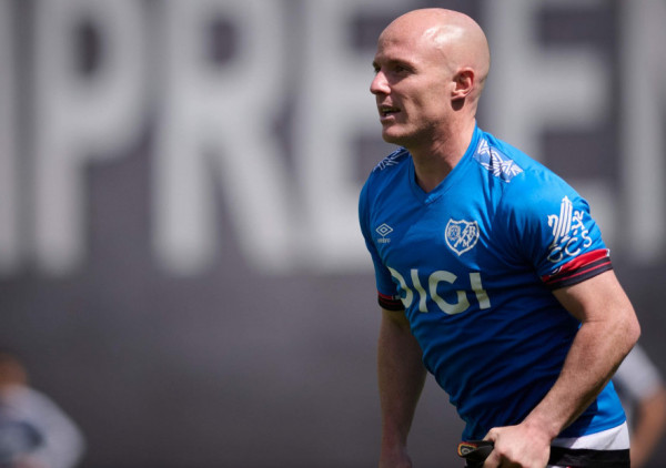 (VIDEO) Oštra suspenzija La Lige: Napadač Rajo Valjekana skupo "platio" vređanje sudije