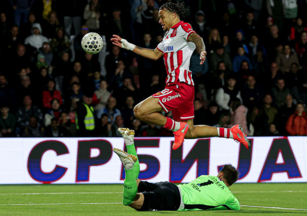 (UŽIVO) Jedinstvo Ub - Crvena zvezda: Stanković malo promešao karte