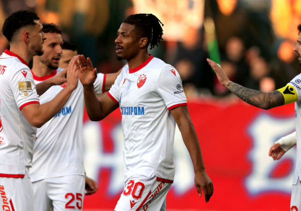 (UŽIVO, VIDEO) Jedinstvo Ub - Crvena zvezda 0:1: Tebo Učena snalžljiv u gužvi