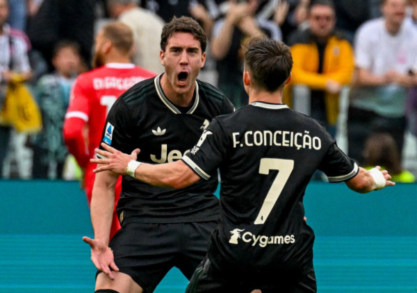 (VIDEO) Golčina srpskog asa dovoljna za remi: Vlahović spasio Juventus