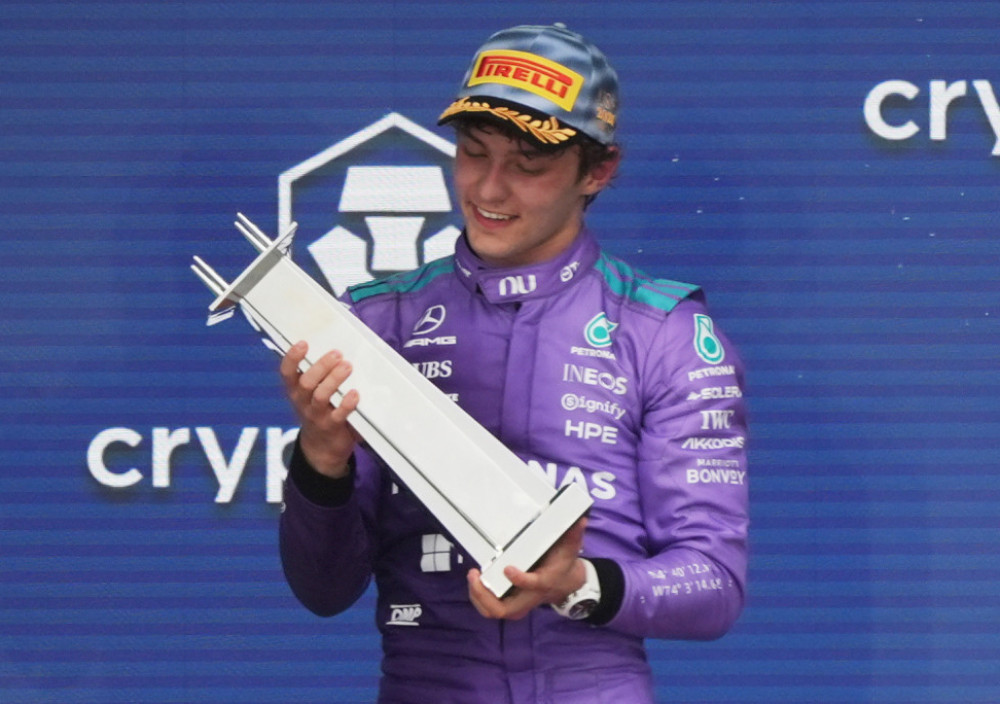 Andrea Kimi Atoneli, senzacionalni lider Formule 1