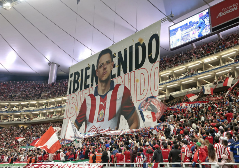 Navijači "čivasa" na stadionu "Akron" dočekuju Ćićarita 14 godina kasnije