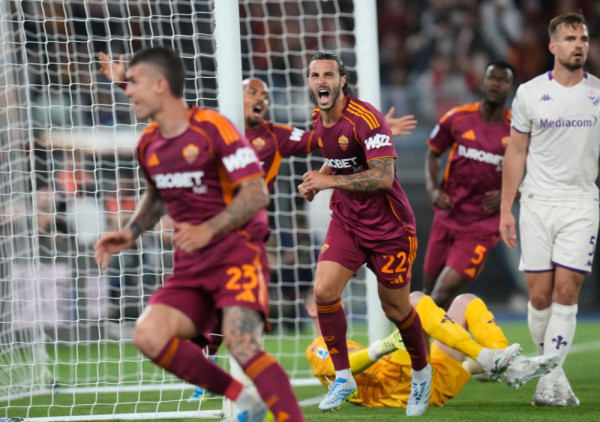 (VIDEO) Haos u trci za Ligu šampiona: Roma "demolirala" Fiorentinu i pritisla Juventus