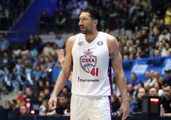 Alergičan na penziju: Kurbanov u 40. godini produžio ugovor sa CSKA