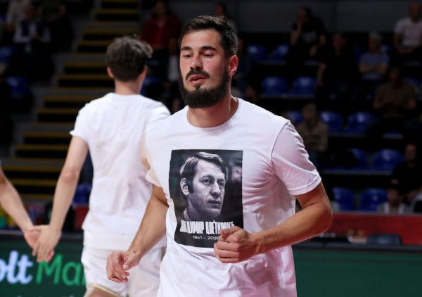 (UŽIVO, VIDEO) Crvena zvezda - Cedevita Olimpija: Kalinić inspirisan od starta
