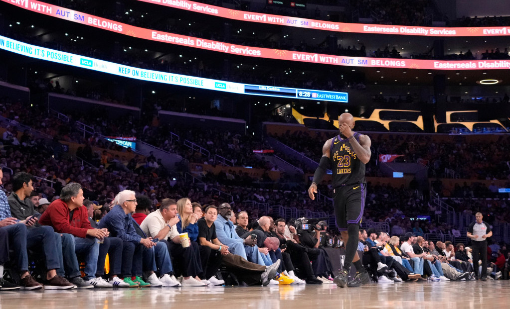 Lebron Džejms