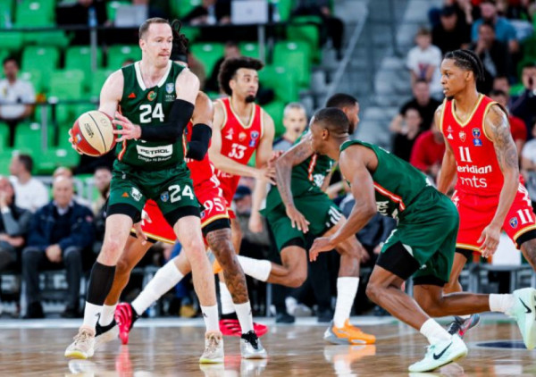 (UŽIVO,VIDEO) 4/4 Cedevita Olimpija – Crvena zvezda: Drama u "Stožicama"