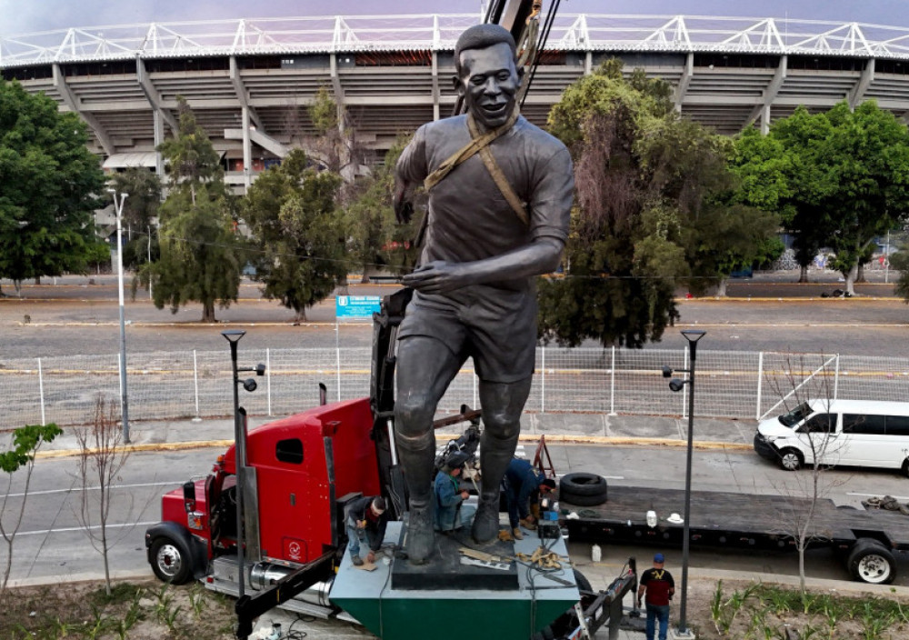 Statua legendarnog asa