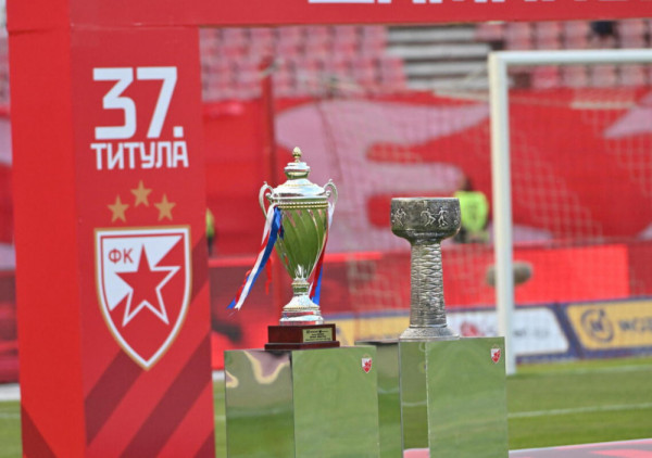 (UŽIVO) Crvena zvezda - OFK Beograd: Šampionska zvona zvone: Na "Marakani" se slavi deveta u nizu