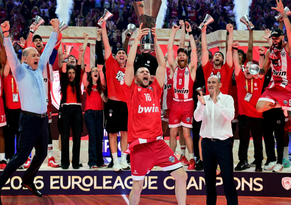 Košarkaši Olimpijakosa i Reala