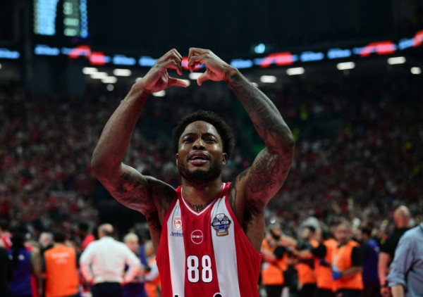 Džons "bocnuo" Partizan posle osvajanja Evrolige: Hteo sam da odem negde gde me cene... Sada sam šampion