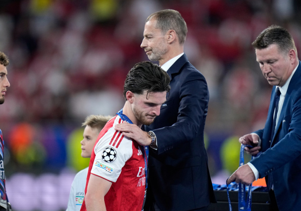 Deklan Rajs prima srebrnu medalju posle finala